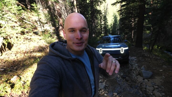 The World's First Electric Truck