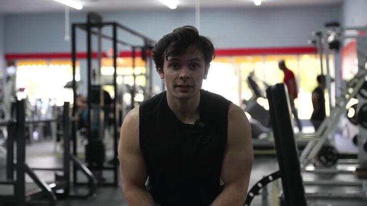 I Tested 1-Star Gym Reviews