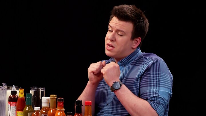 Philip DeFranco Sets a YouTube Record While Eating Spicy Wings
