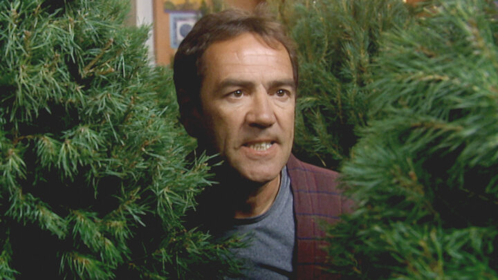 Ding Dong Merrily (Christmas Special)