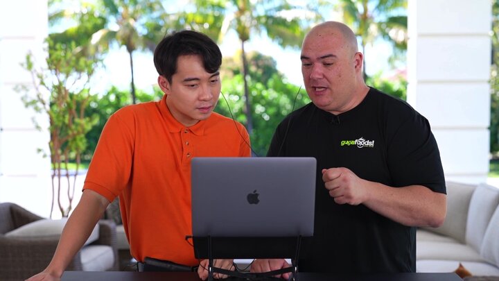 Roasting Salt Bae / Uncle Roger Make Adobo