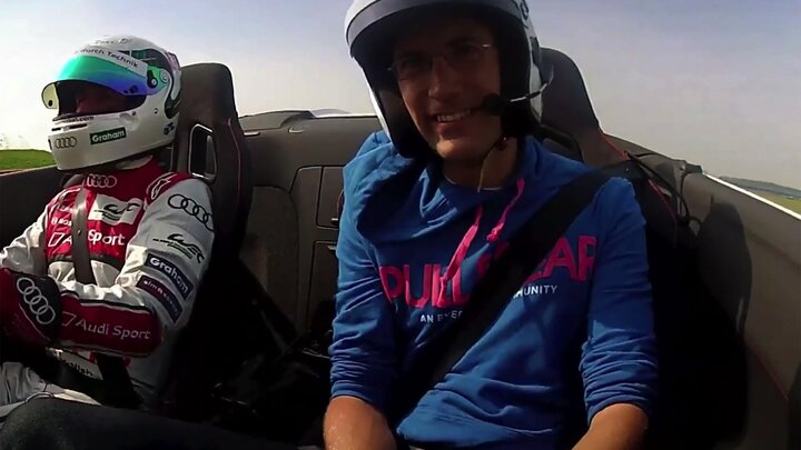 McLaren 570S at New York 2015 / Allan McNish Drives the Audi R8 GT Spyder