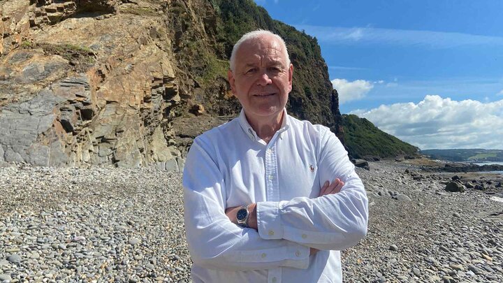 Crooked Solicitor, Smuggler's Cove, Cabriolet Chase Down