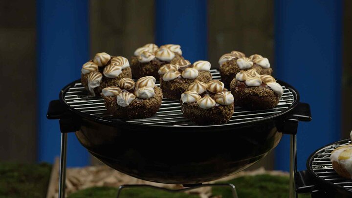 BACK YARD BBQ DONUTS