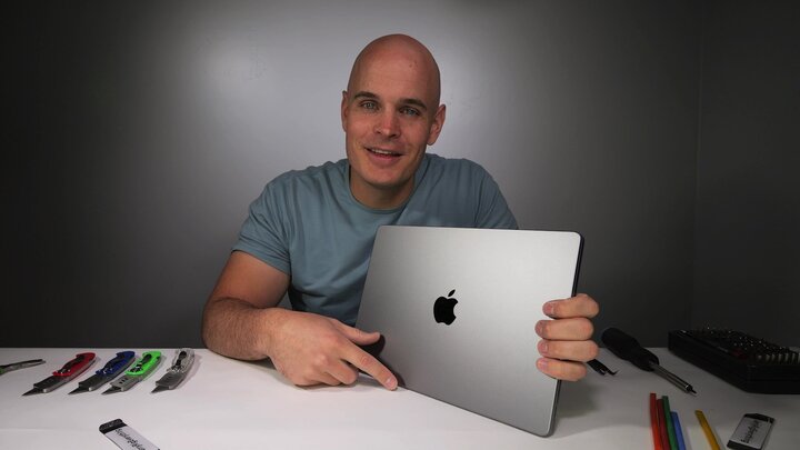 Apple's MacBook Secret / Steam Deck Teardown