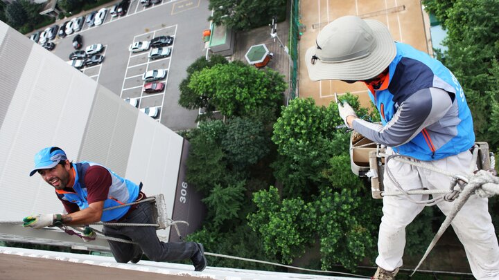 Dangerous Jobs Volume 2