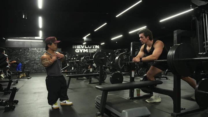 Training with the World's Strongest Dwarf