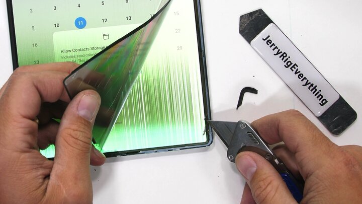 Carbon Fiber Technology / OnePlus Pad Durability