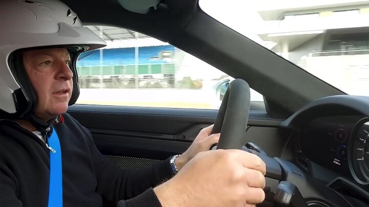 992 Porsche 911 GT3 RS Review / McLaren 765LT Lap Test