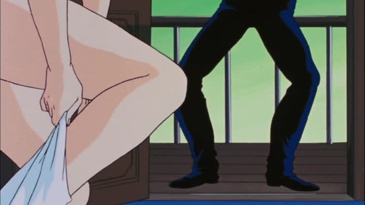 Buzz Buzz Buzz go the Killer Bees - A Bride Fallen from the Sky