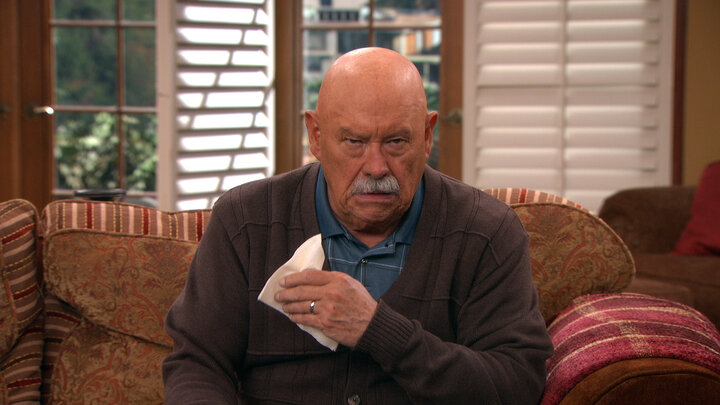 Charlie Dates A Serial Killerʼs Sister