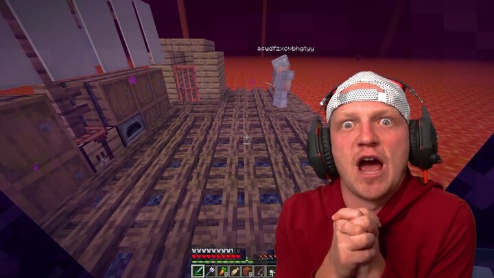 100 Days in the Ocean / Minecraft, But I Have Custom Portals