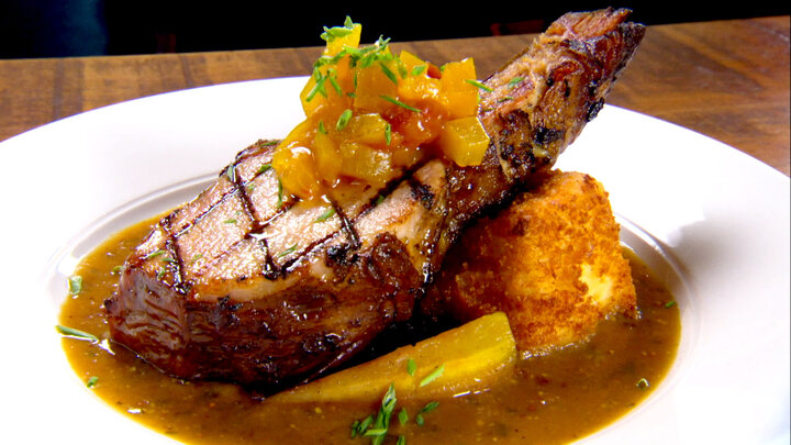 The Club House, The Baowry, 2 Doors Down