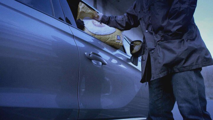 Money-Laundering Gang