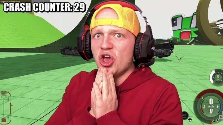 Minecraft Build Hacks / Crashing 100 Cars