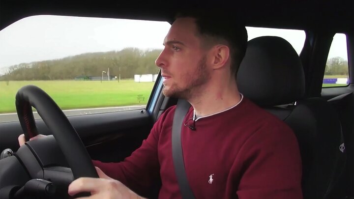 BMW M3 in Battle / Mini Cooper S 5-door