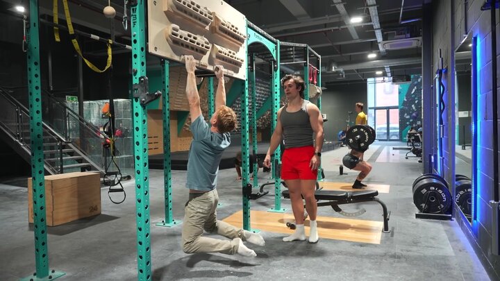 Can I Beat a Rock Climbing World Champion?