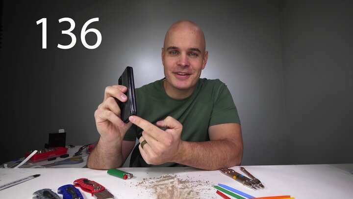 Phone Teardowns: Oppo vs. Pixel 5 vs. HTC U12+