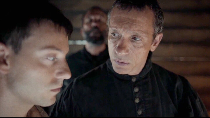 Gold, Fear, and Mutiny