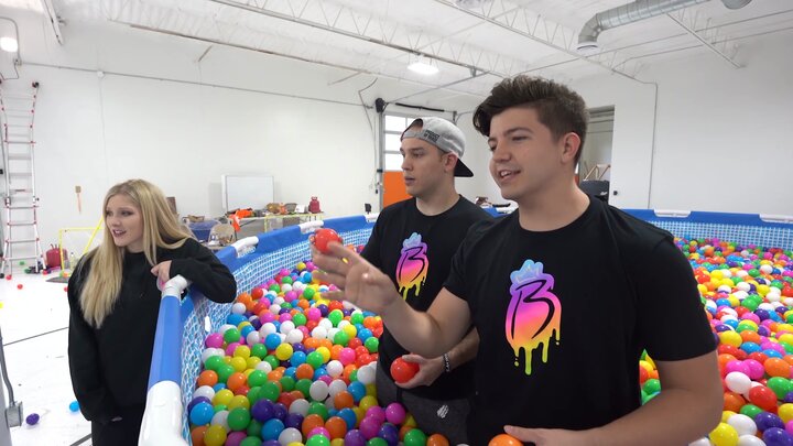 Last to Leave Ball Pit Pool wins $10,000! - Challenge / EXTREME Hide-and-Seek vs. FAZE RUG! - Challenge