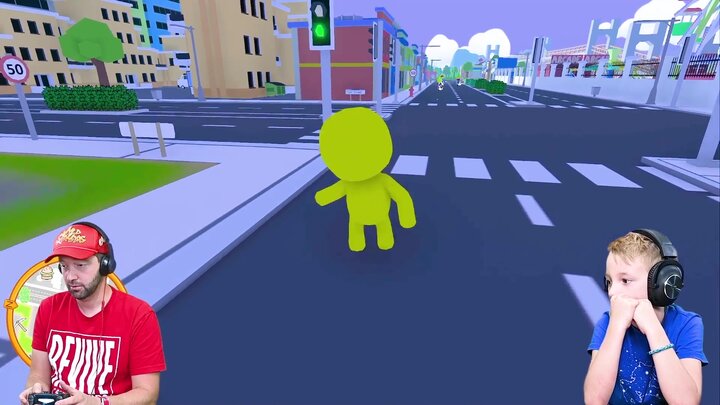 Father and Son Steal a Car / Roblox Piggy