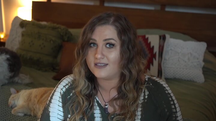 Yoga Twins Drive Off a Cliff in Maui