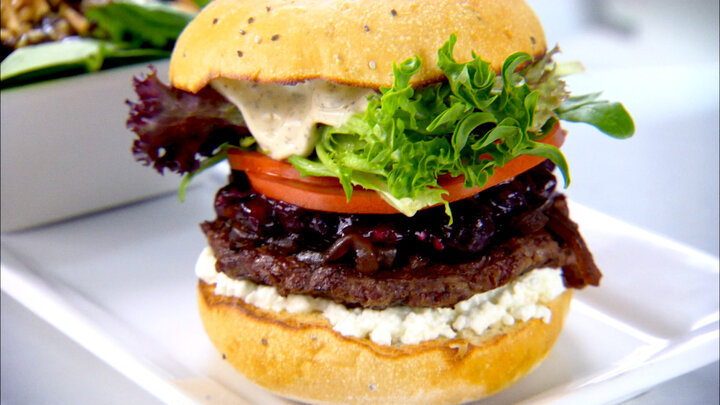 Nuburger, Poutineville, Emma’s Country Kitchen