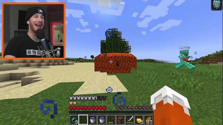 I Can Throw Anything! / "Minecraft": "Attack on Titan"!