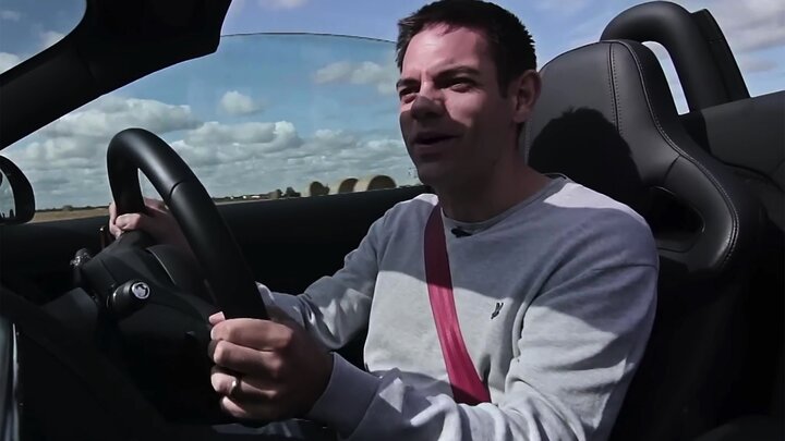 Jaguar F-Type V6 S vs. the Triumph Street Triple R / Porsche Cayenne vs. Caterham 7 Track Battle / Mercedes SLS AMG Black vs. Po