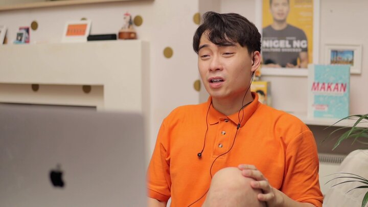 Paris Hilton Breakfast