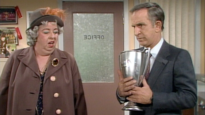 Supermarket Superbowlers