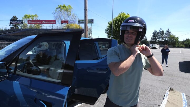 Rivian Truck Review: Color-Changing Glass and Problems