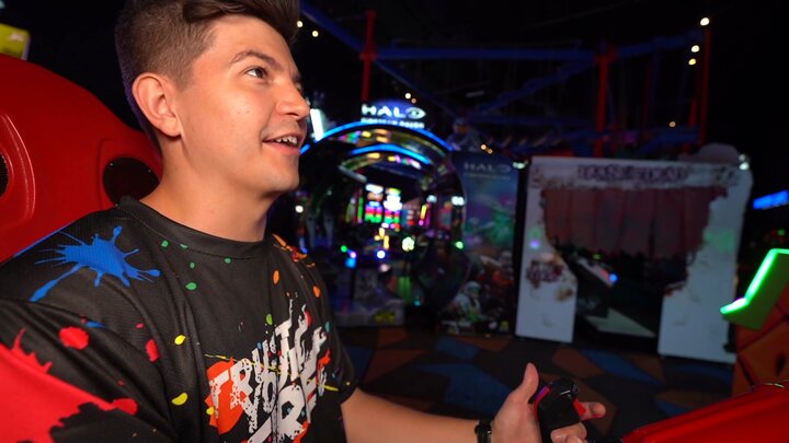 Beating Every Game in an Arcade - *Jackpot Challenge* / Driving Through IMPOSSIBLE Shapes! - Challenge