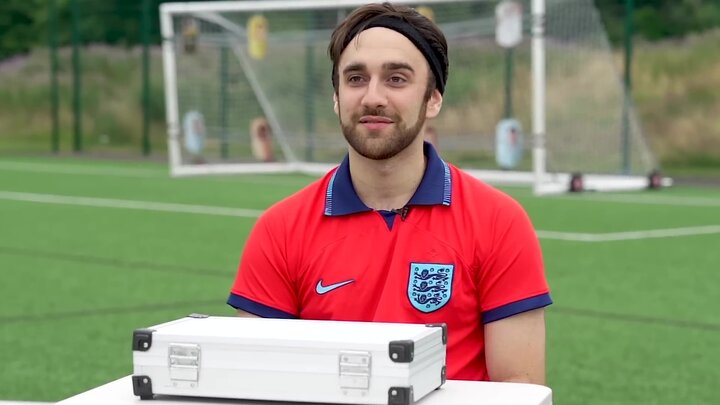 Whatever You Hit, You Get! / Football Shirts Choose My Team